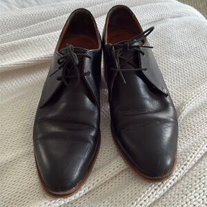 Everlane Black Oxford Shoes